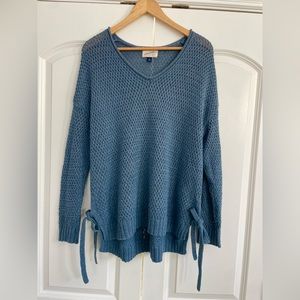 Universal Thread sweater